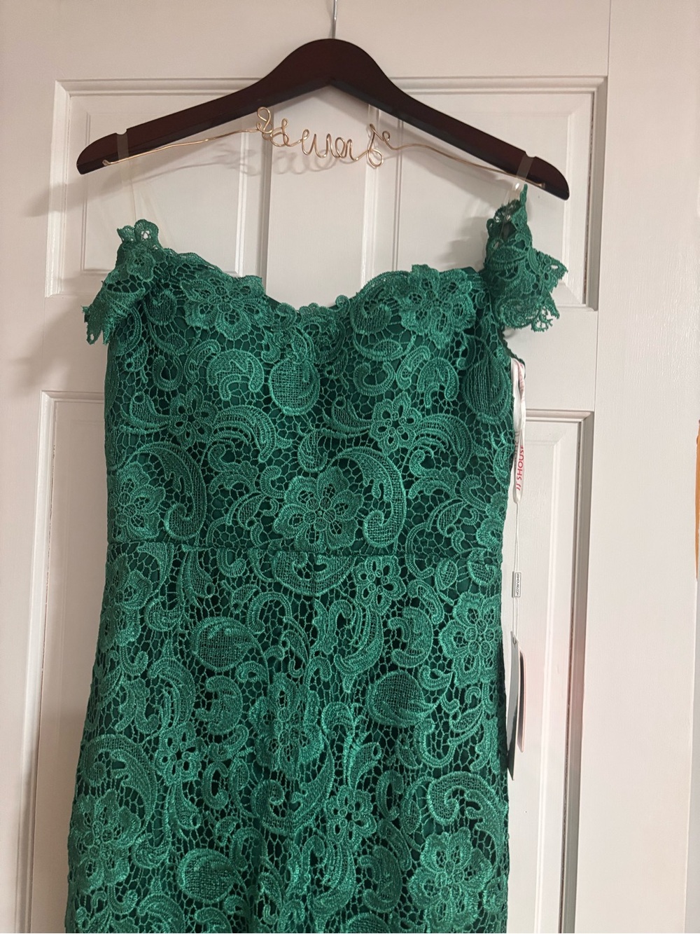Green off the Shoulder Lace Evening Dress